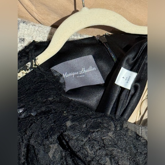 Lace sleeve Monique L’Huillier - Picture 3 of 3